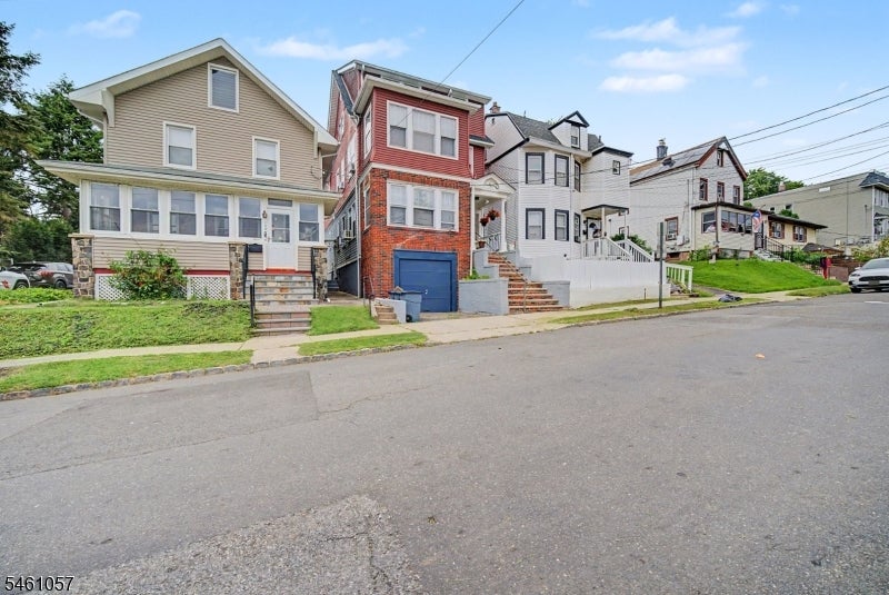151 Watchung Ave 3