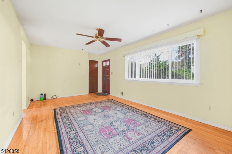 48 Prospect Rd