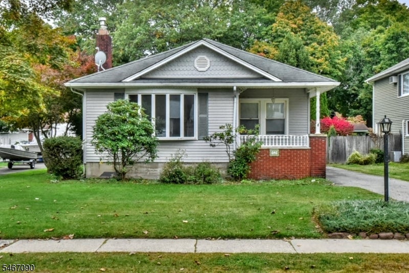 646 Lincoln Ave