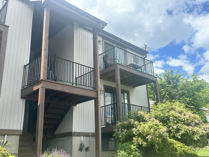 9169 Ashland Ct