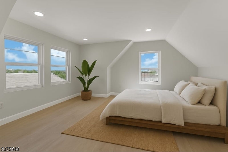 437 Bramhall Ave