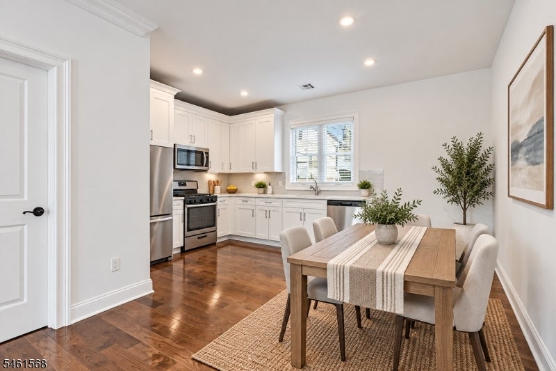 112 Cacciola Pl A