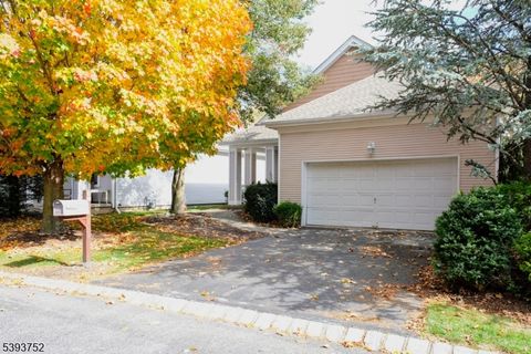 Photo of 45 Tannery Hill Dr, Hardyston, NJ 07419 (MLS # 3995211)