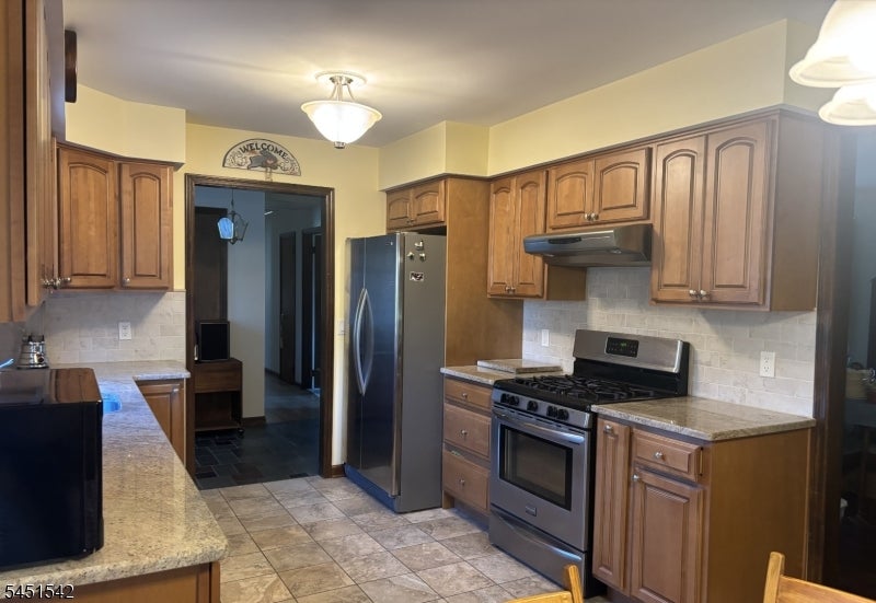 5 Wales Ct