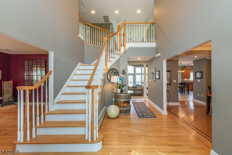 36 Roaring Brook Way