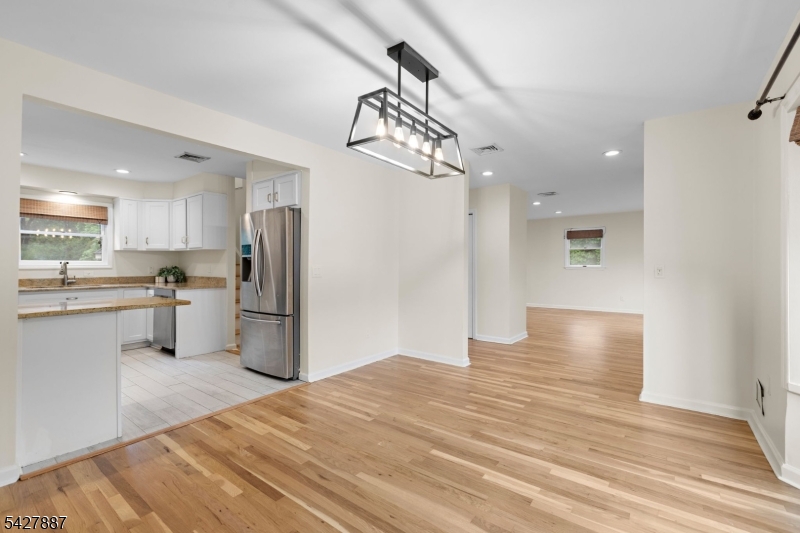 363 Vesta Ct
