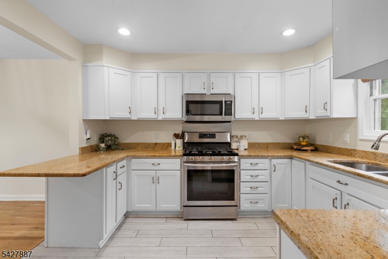 363 Vesta Ct