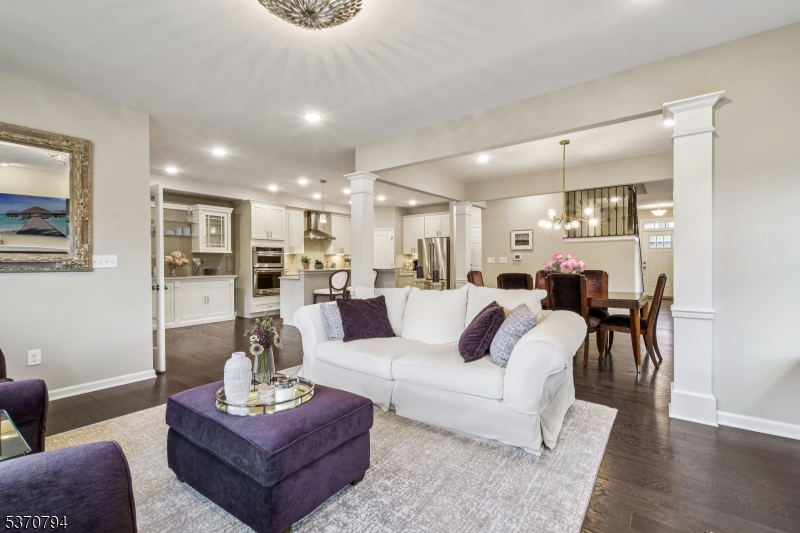 15 Winfield Dr