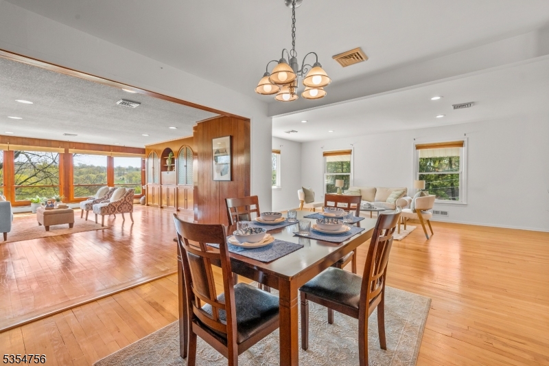 17 Parson Dr