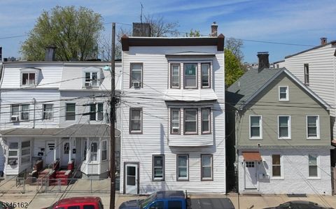 222 N 2nd St 3 Harrison Town NJ 07029