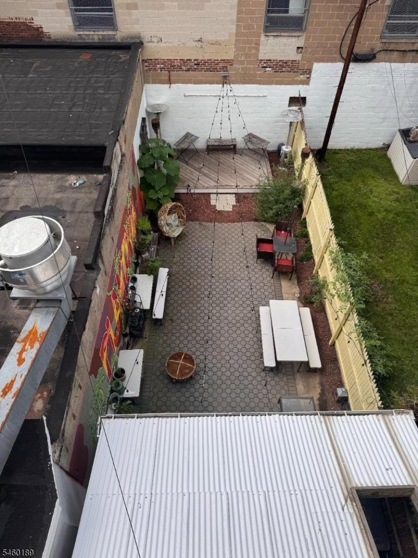 45 Halsey St