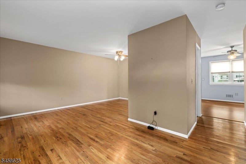 2 King James Ct