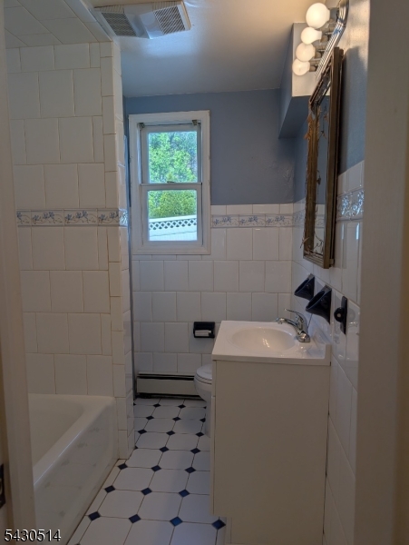 556 Totowa Rd 1