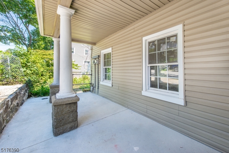 227 William St A