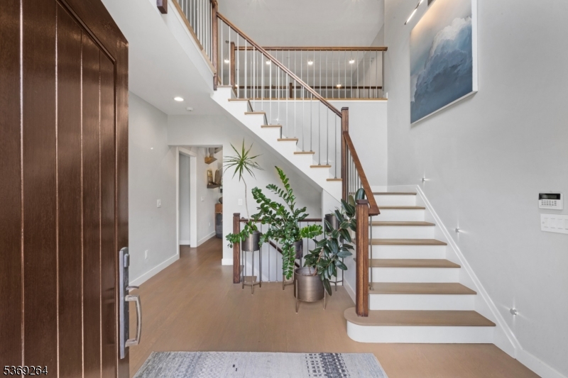 163 Summit Rd