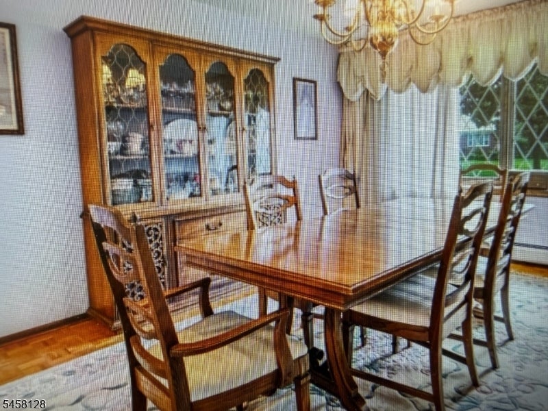 7 Glendale Ln