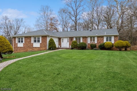 Featured picture for the property 3893507