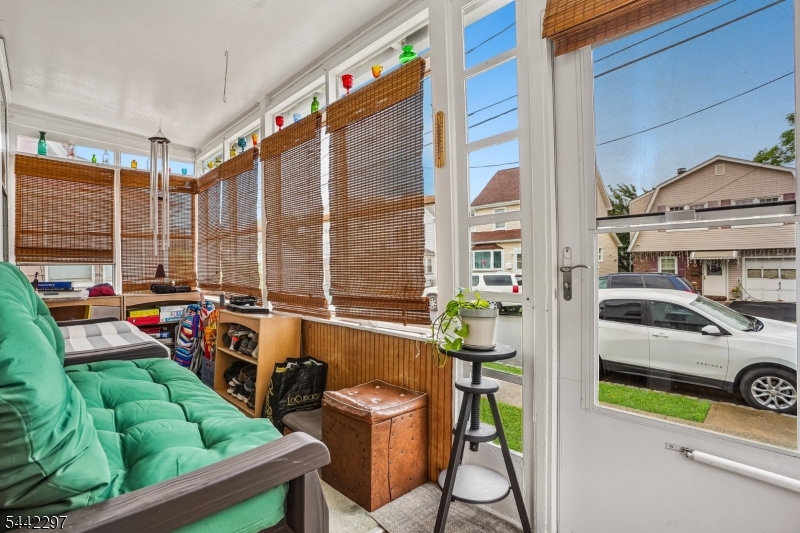 14 Fritz St