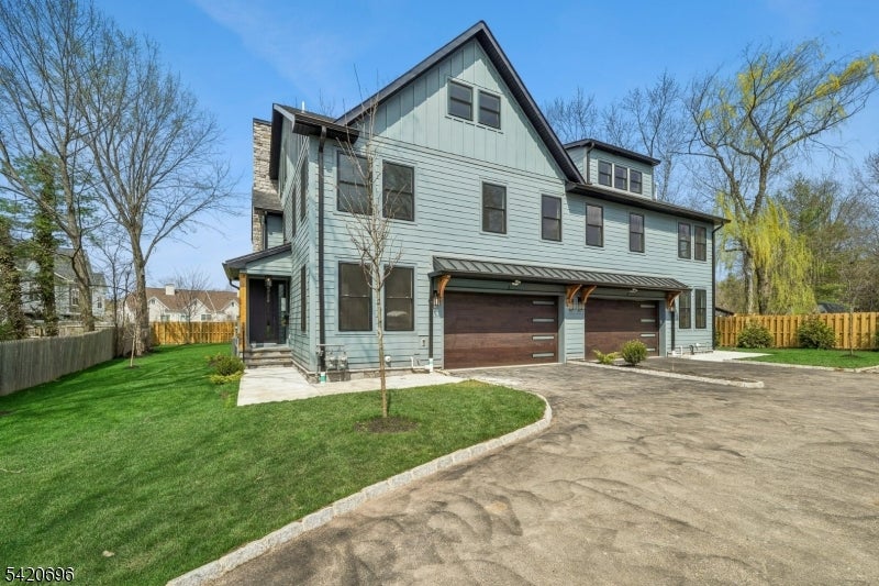 491 Central Ave 4