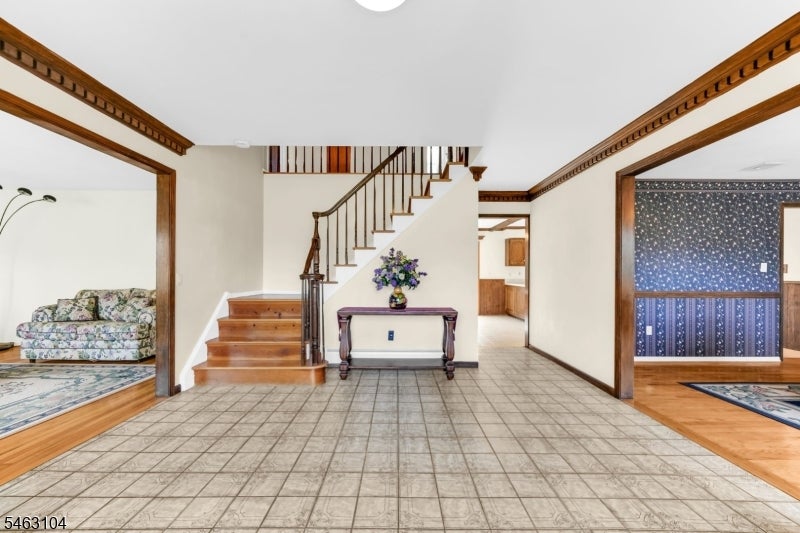 16 Avalon Drive