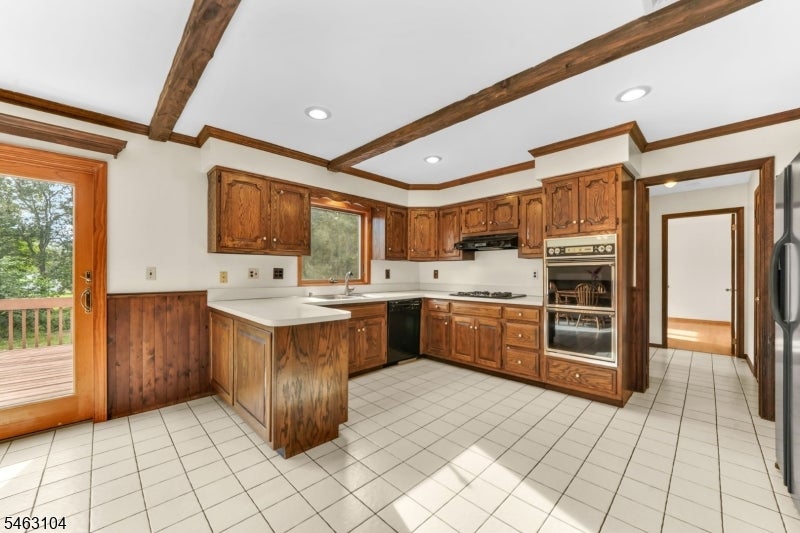 16 Avalon Drive