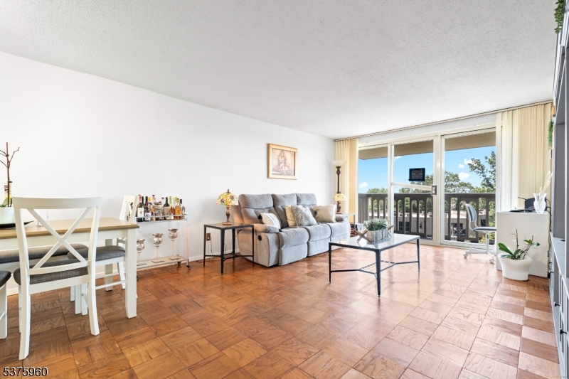 555 North Ave 6K
