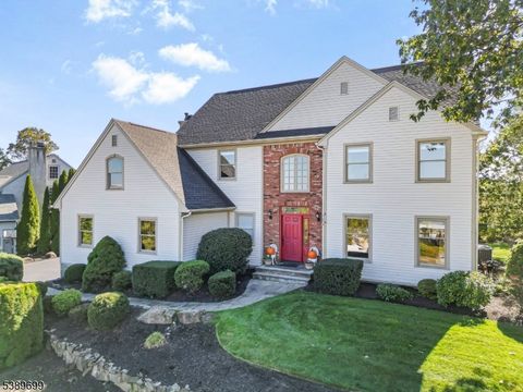 Photo of 35 Rosenbrook Dr, Lincoln Park, NJ 07035 (MLS # 3991316)