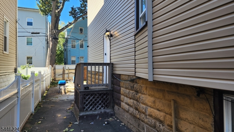 231 Amherst St