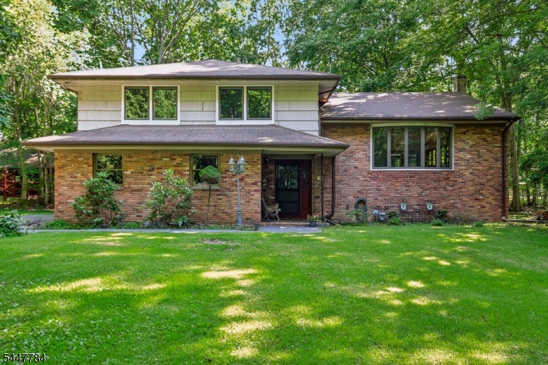 69 Van Orden Rd