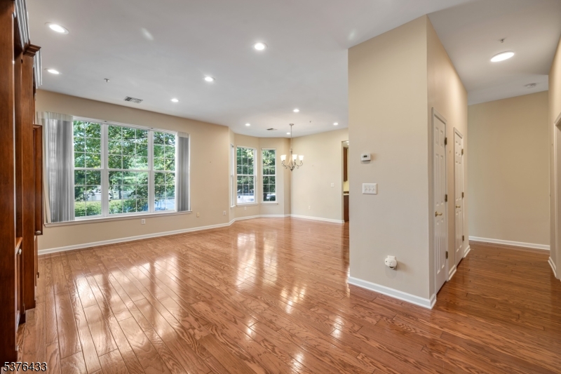 1308 Four Seasons Dr 1308