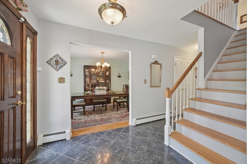 2221 Elizabeth Ave