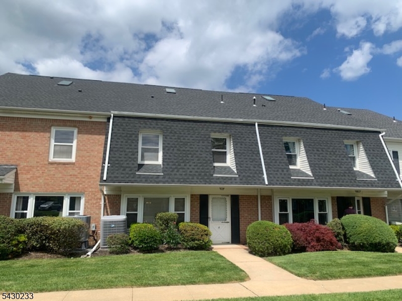 4 Wareham Ct