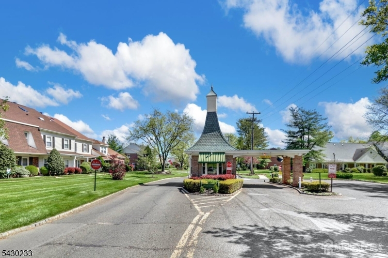 4 Wareham Ct