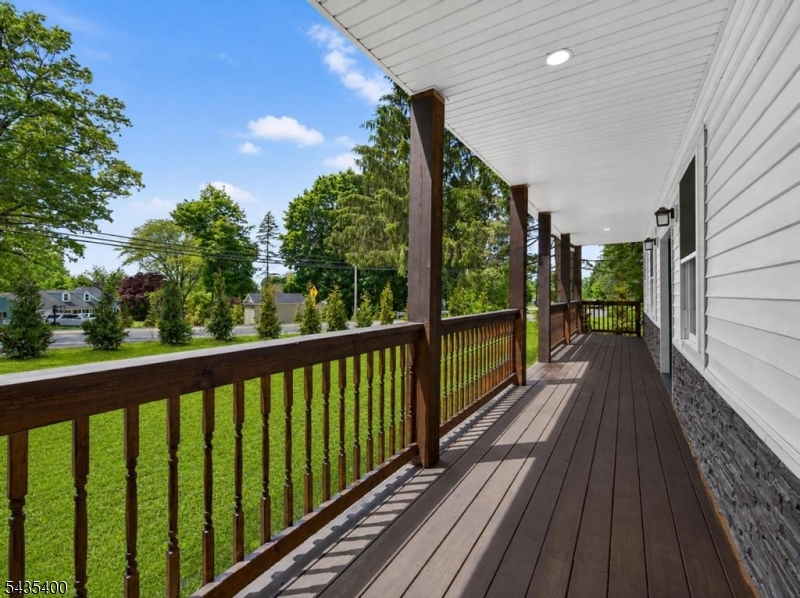 35 Stanhope Rd