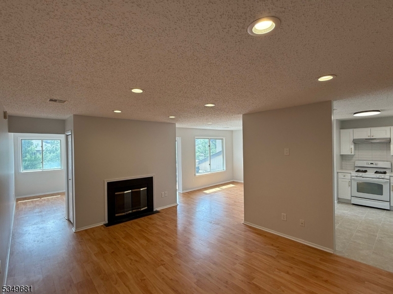63 Perkins Dr