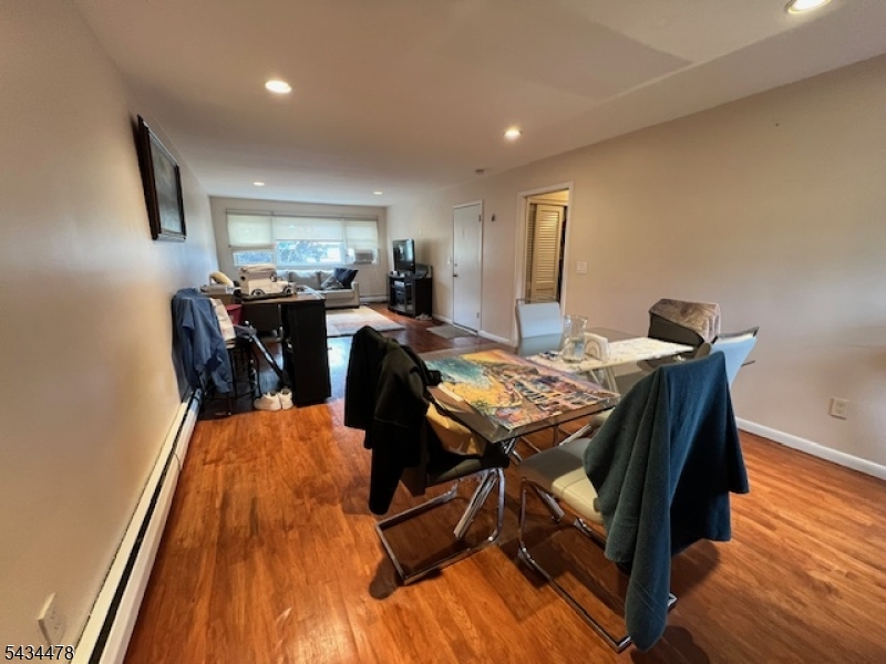 1029 Gifford Ct