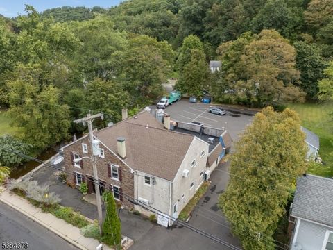 92 Water St Milford Boro NJ 08848