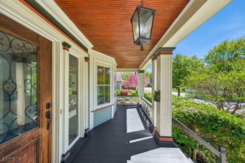 506 Linden Pl