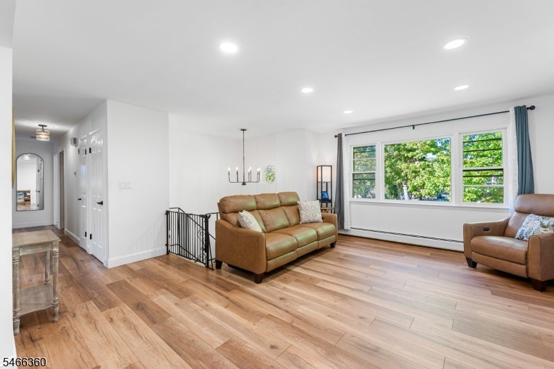 4 Horizon Dr