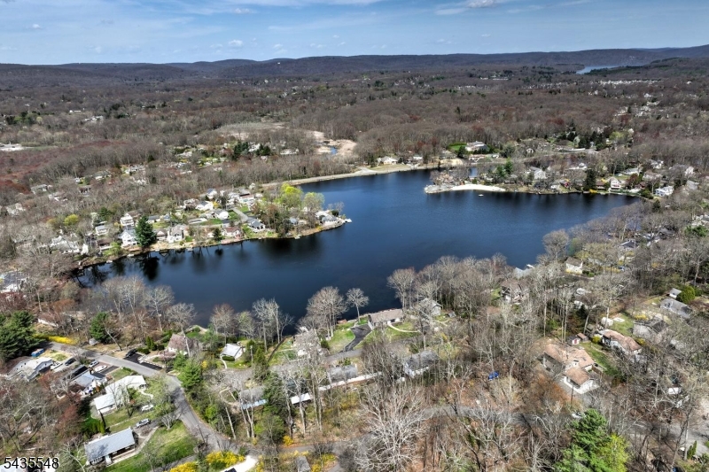 11 Mt Crest Rd