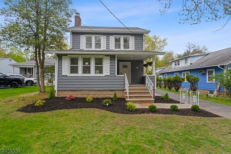 6 Dawes Ave