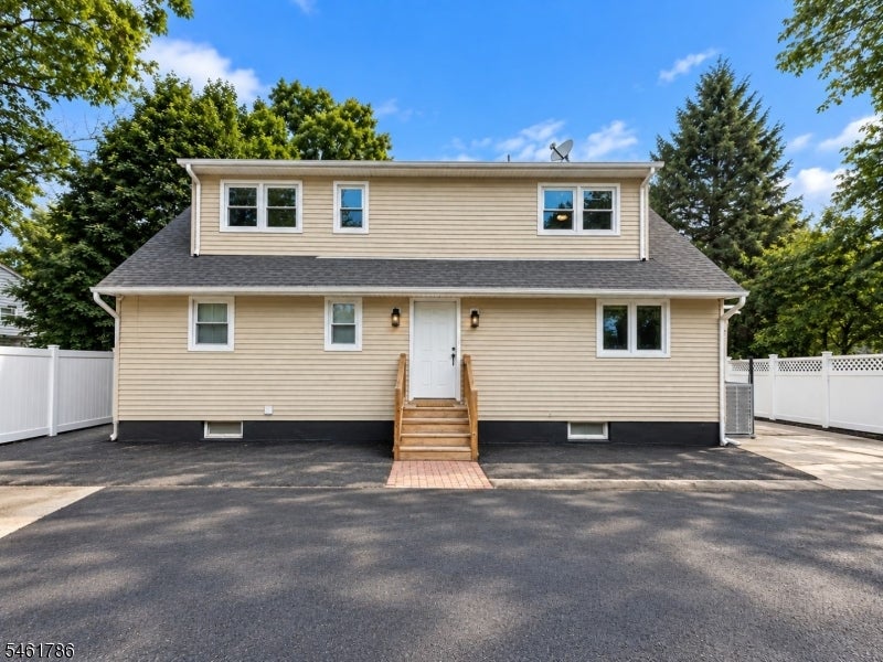 459 Franklin Blvd
