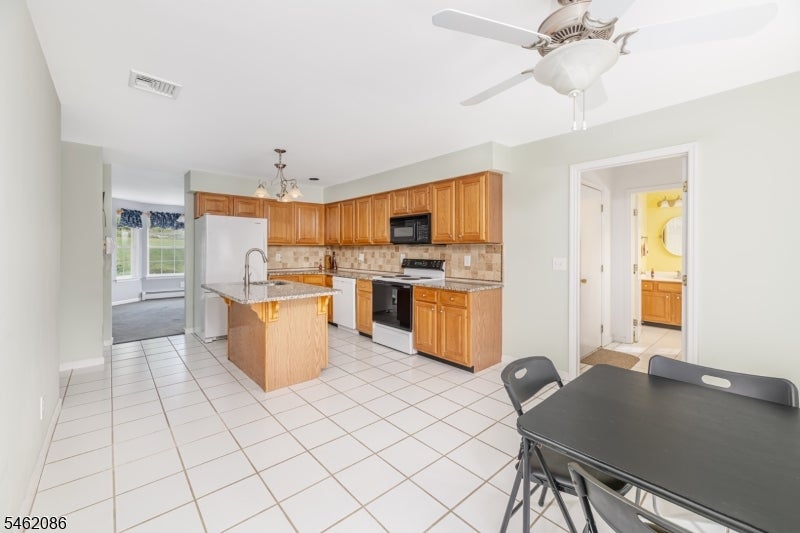 17 Bailey Dr