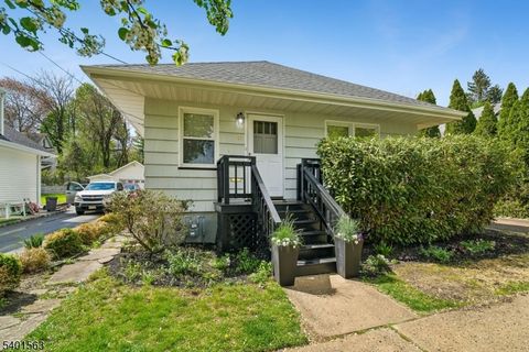 10 Sunnyside Pl Verona Twp. NJ 07044