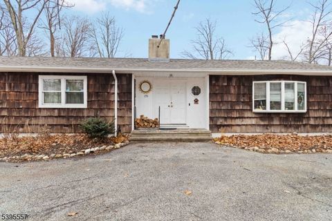 175 Highland Lakes Rd Vernon Twp. NJ 07422