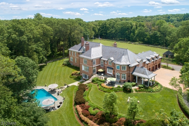 141 Mountaintop Rd