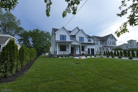 352 Woodland Rd Madison Boro NJ 07940