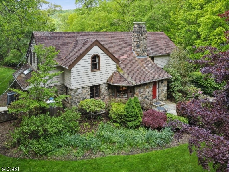 3 Lenape Dr