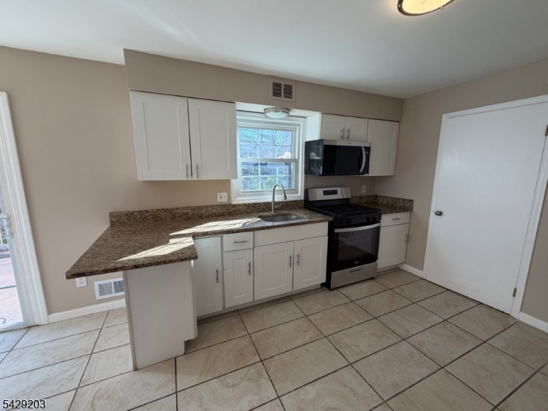 177 Victor St