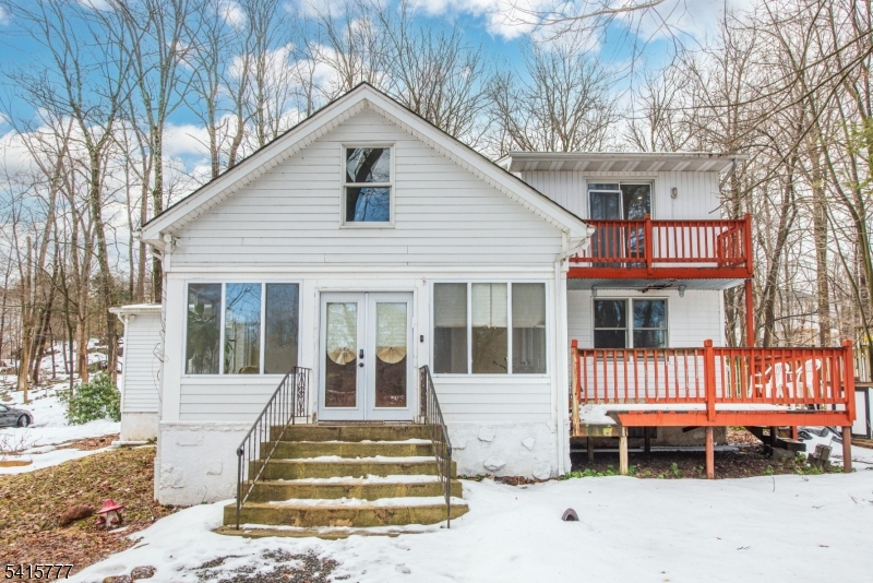 37 Mount Hope Rd
